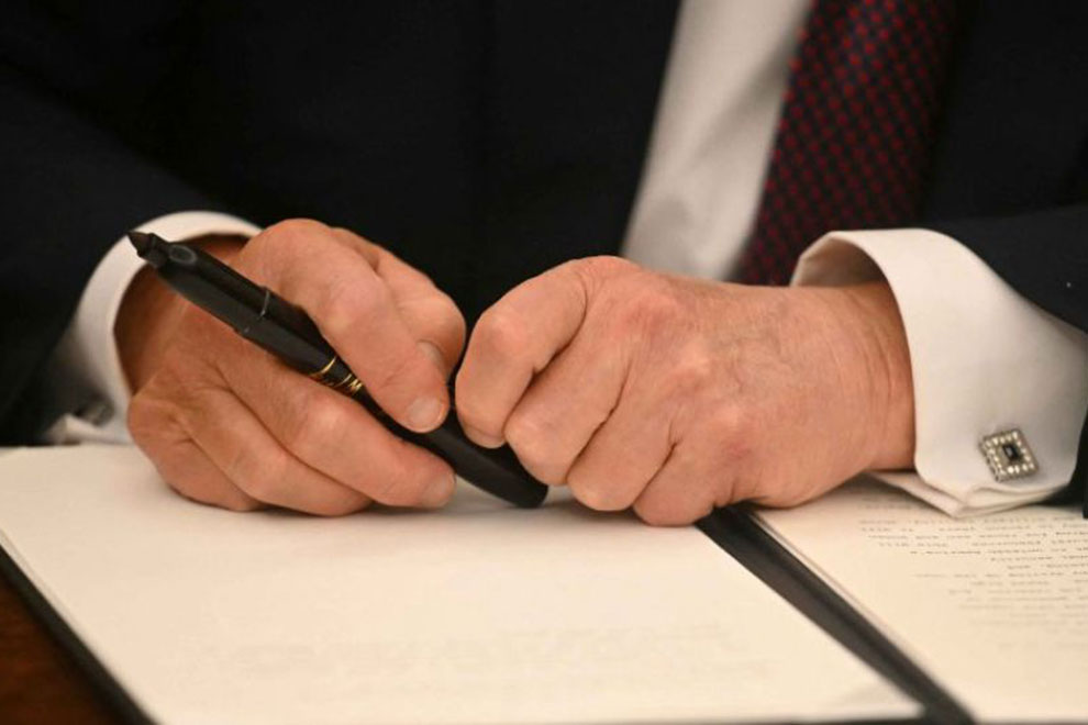 US President Trump withdraws US from 'unfair' Paris climate accord