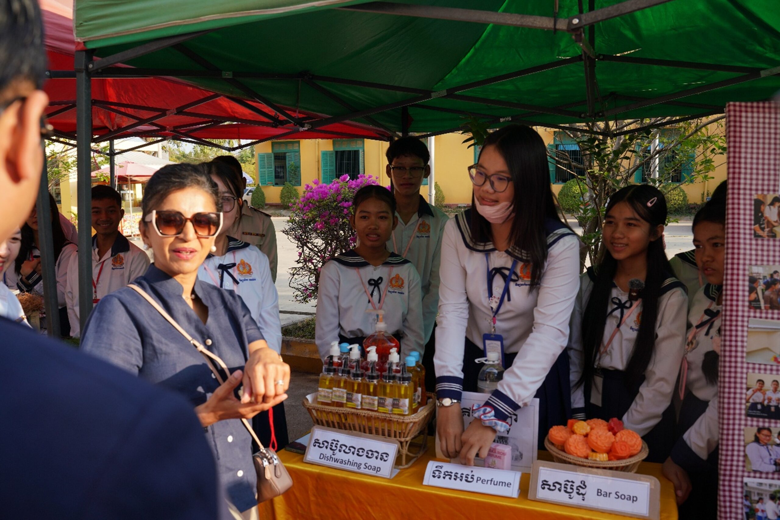 ADB country director for Cambodia Yasmin Siddiqi tests out a perfume made by Net Yang students. Hong Raksmey 