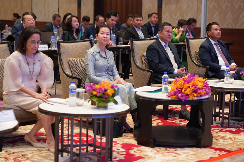 Beyond garments: Economists suggest underrated sectors for FDI