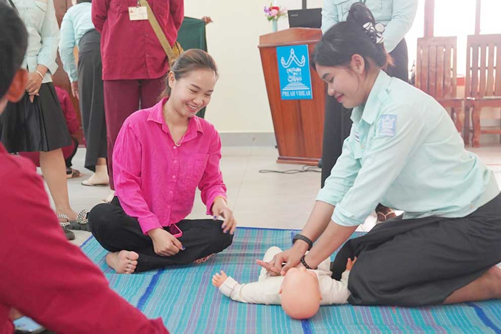 Remote temple guides get first-aid training aimed at 'visitor safety'