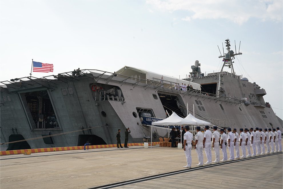 The USS Cincinnati, a US Navy littoral combat vessel, will be docked at the Ream Sea base for five days (January 24-28). The 3,200-ton warship is 127.4 metres long, 31.7 metres wide, and carries a crew of 100. It also carries helicopters. Hong Raksmey 