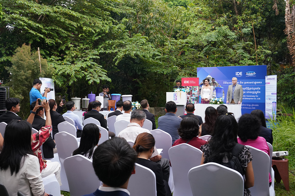 The handover ceremony took place at Phnom Penh’s Maloop restaurant on February 26. Hong Raksmey