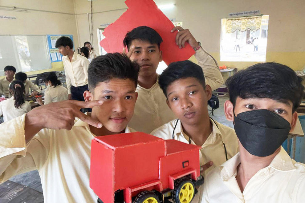 Robotics students future of Kingdom