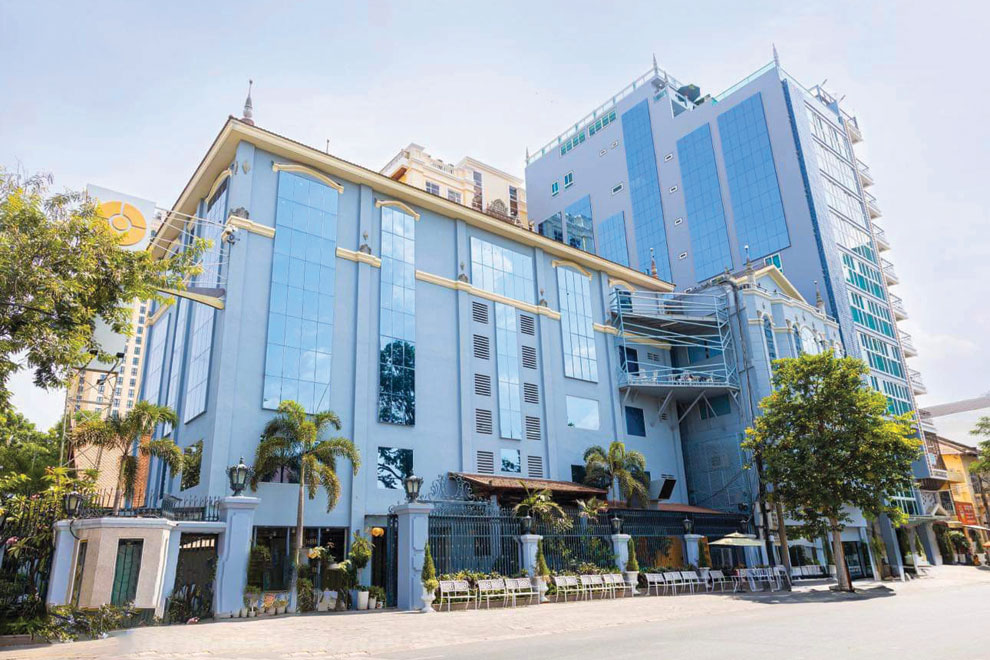 CamEd ensures Kingdom's finance sector thrives with Master's in Accounting & Finance + ACCA programme