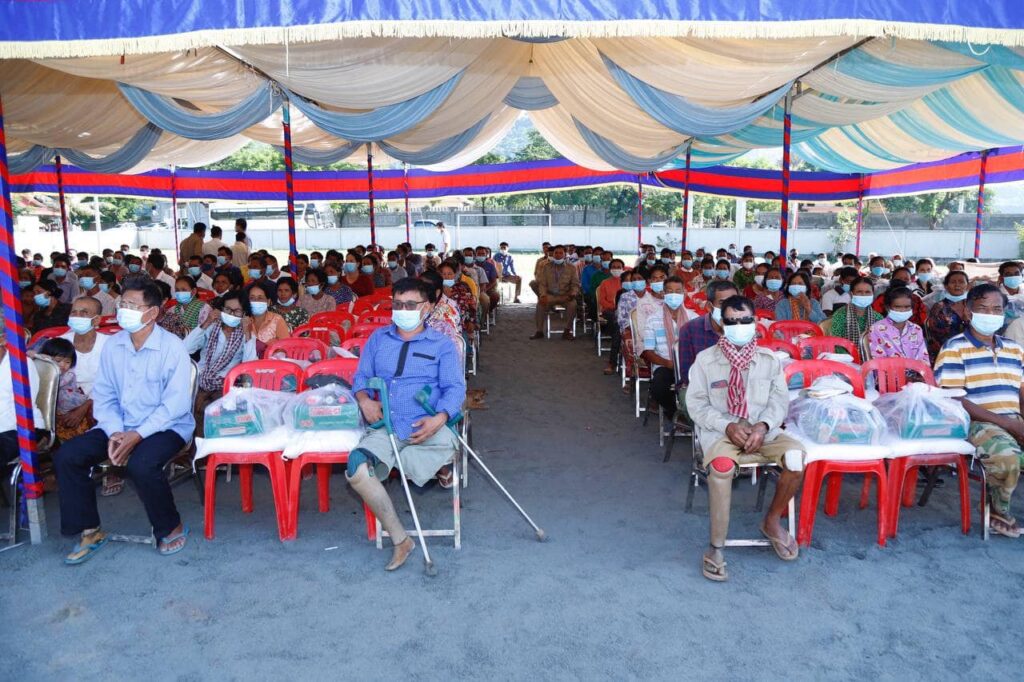 Kampong Speu's Veal village declared landmine-free