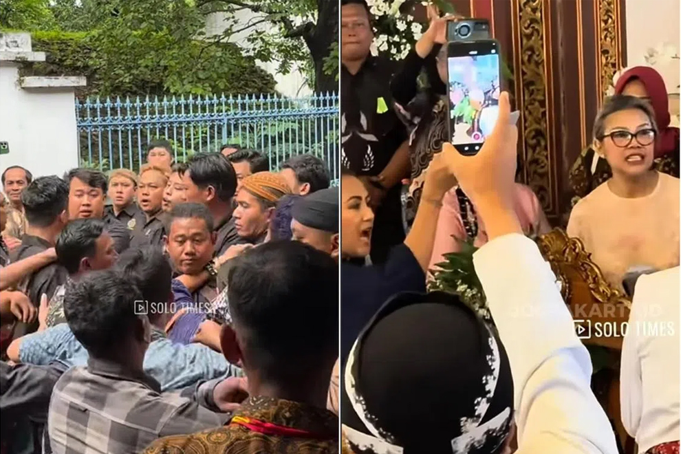 Supporters of the the royal factions clash on Jan 18 during an Indonesian government visit to the palace in Solo. PHOTO: SCREENGRABS FROM JOGJAKARTA.ID & SOLO.TIMES/INSTAGRAM/THE STRAITS TIMES