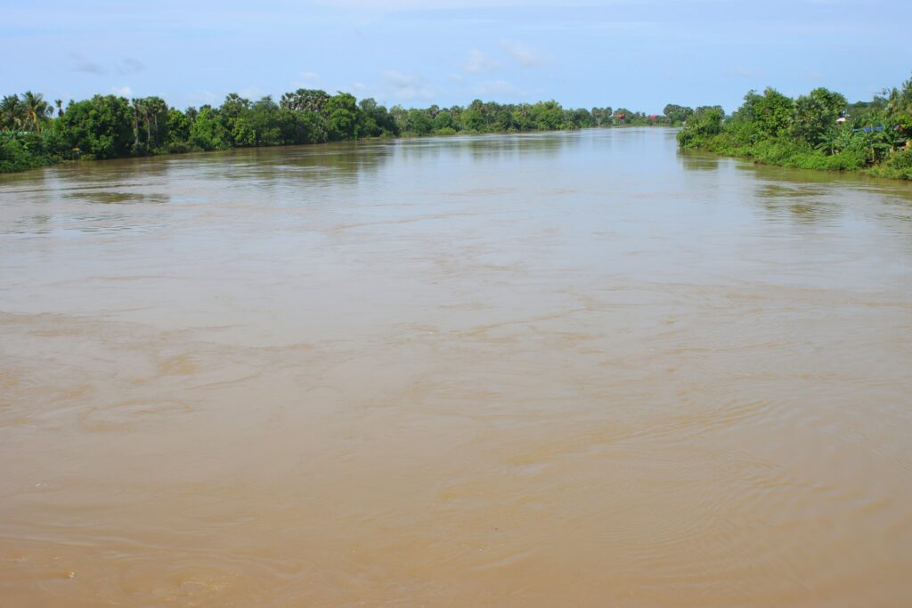 Five provinces put on flood alert