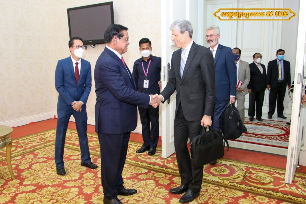 Sar Kheng praises Swiss development contributions