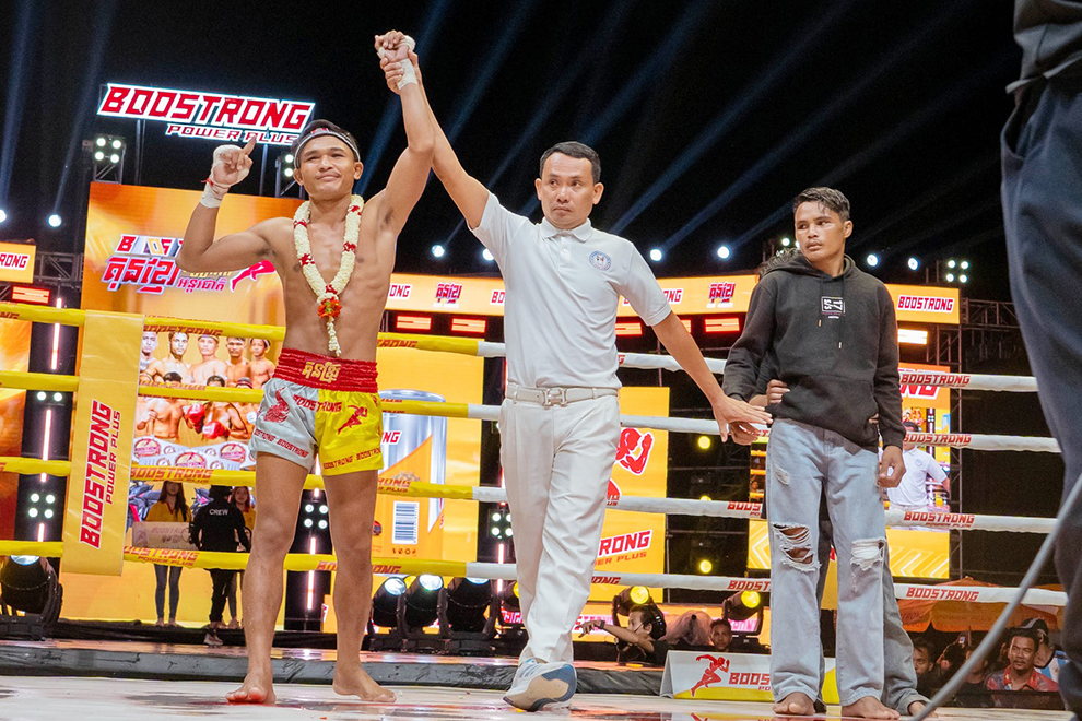 Bunthen triumphs over Spanish fighter to claim first belt