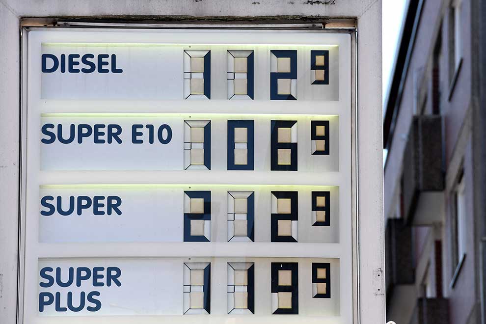 In fair phase-out of oil