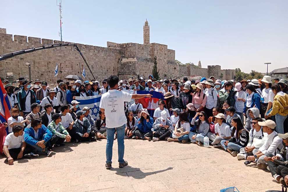 Cambodian intern returns from Israel