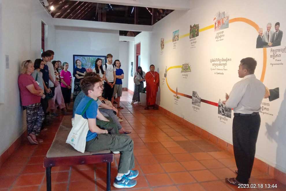 Battambang gallery addresses recovery from violent past