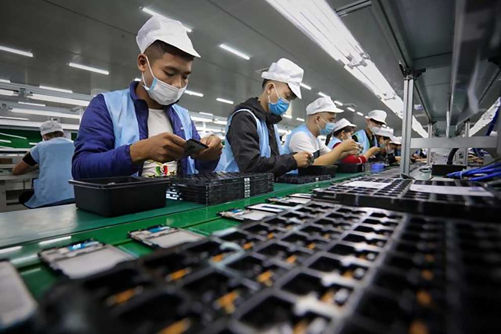 Vietnam aims to be industrialised world exporter by end-2030