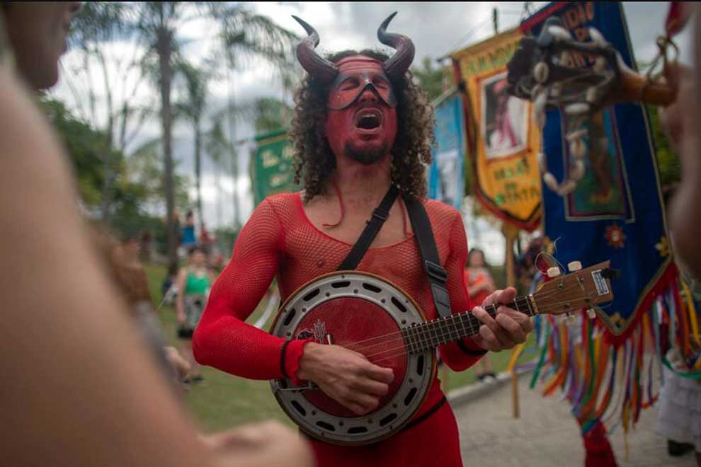 Brazil readies first carnival since Covid