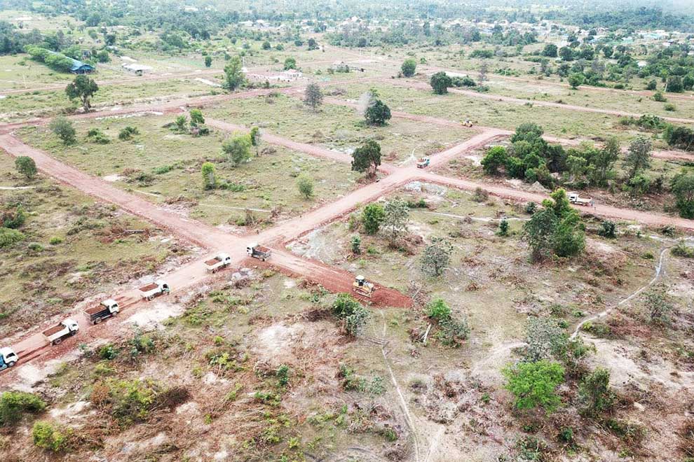 Angkor Park relocation areas set to be zoned as towns: PM