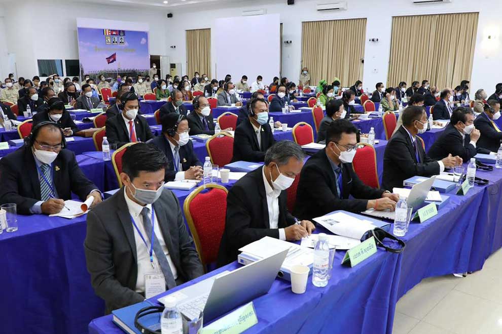 Redouble fake news fight: lawmaker