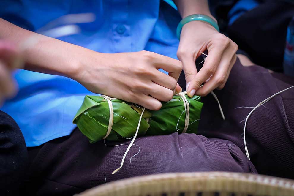 Kingdom's youths seek to promote the unique art of making Num Ansom