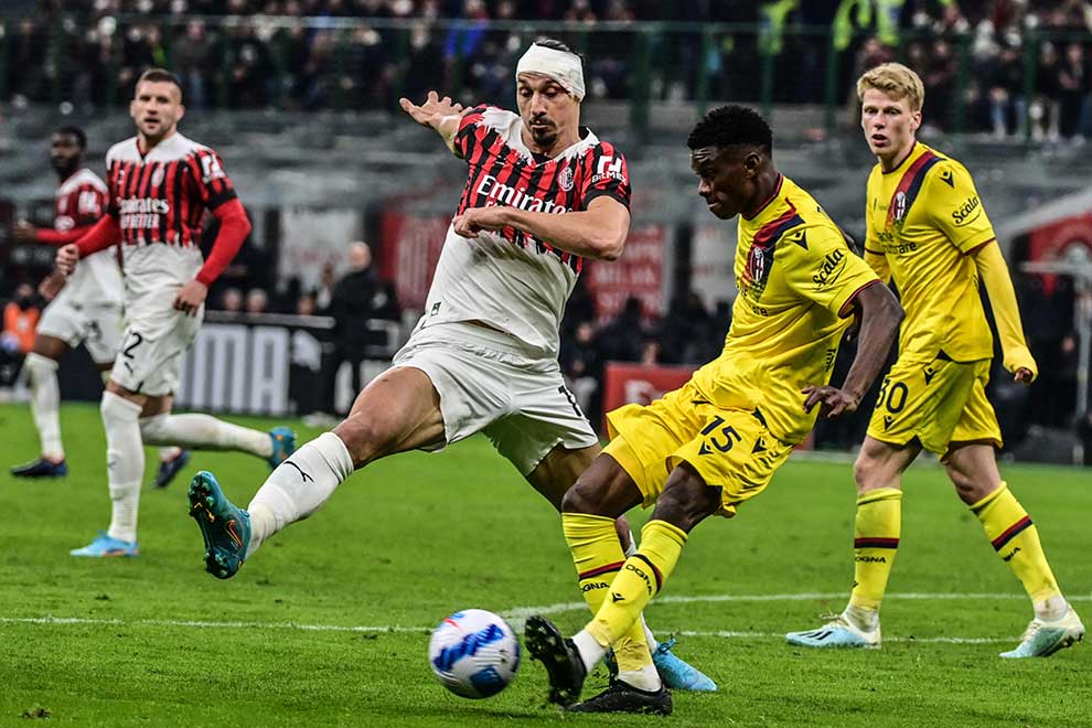 Milan's lead cut to a single point as title race comes to gripping climax