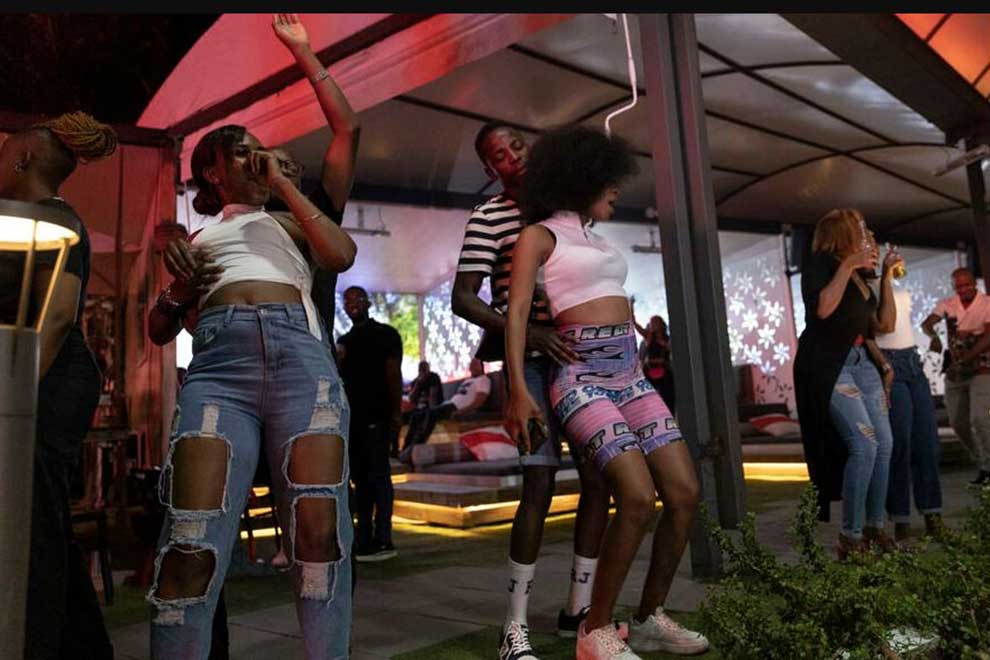 Amapiano: South Africa's 'pumping' music