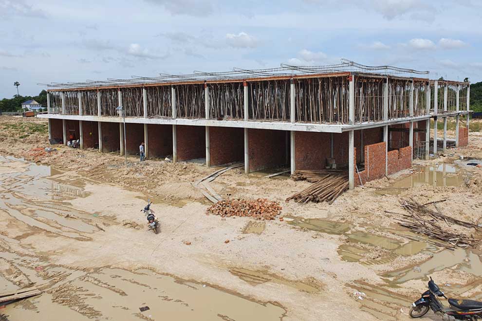 Warnings issued regarding unregistered developers