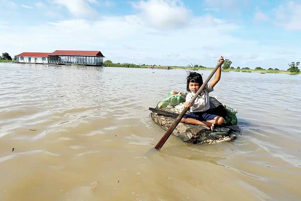 Student goes viral for focus on studies
