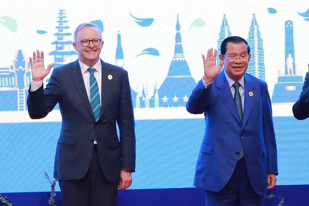 Australia pledges more aid to sustain Cambodia's growth