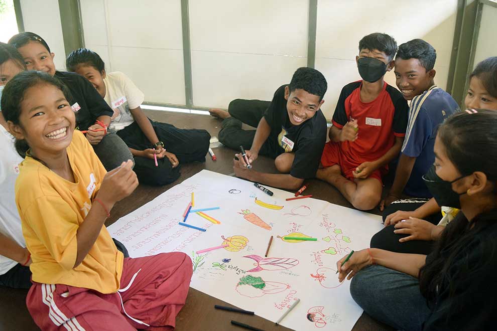 Foundation helps farm kids find path to prosperity with university degrees