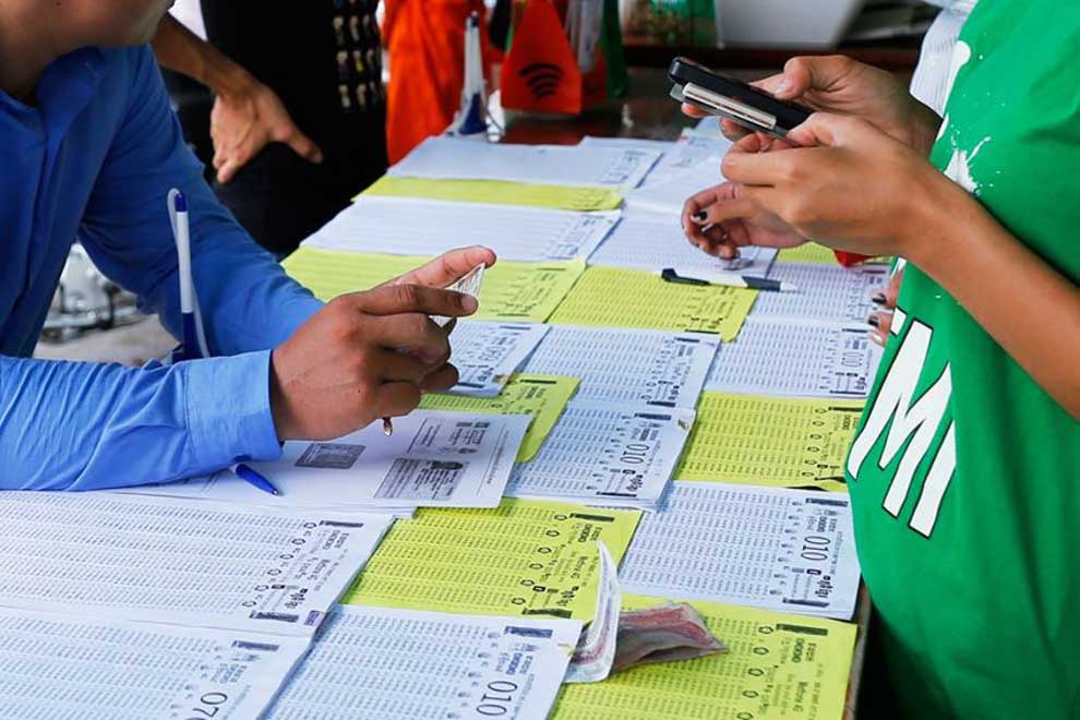 SIM cards must not be deleted for 90 days