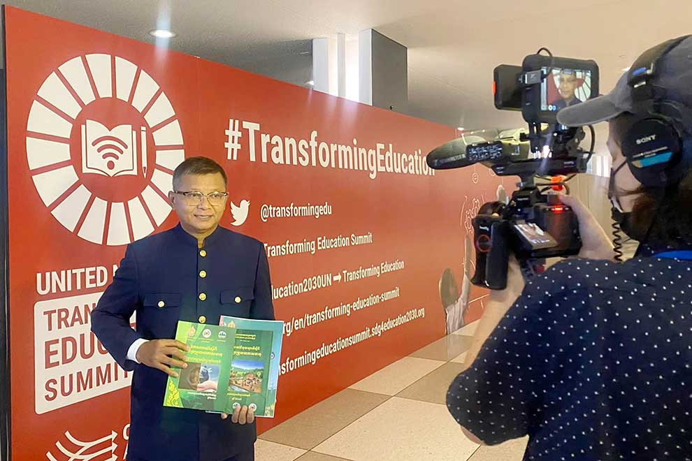 Minister highlights role of education in climate change fight at UN meet