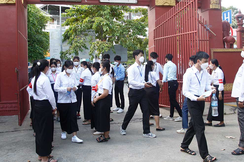 PM to meet 'A' students in Feb