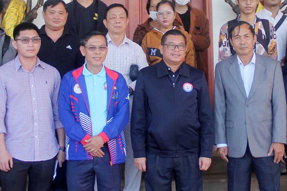 E-sports federation re-elects president