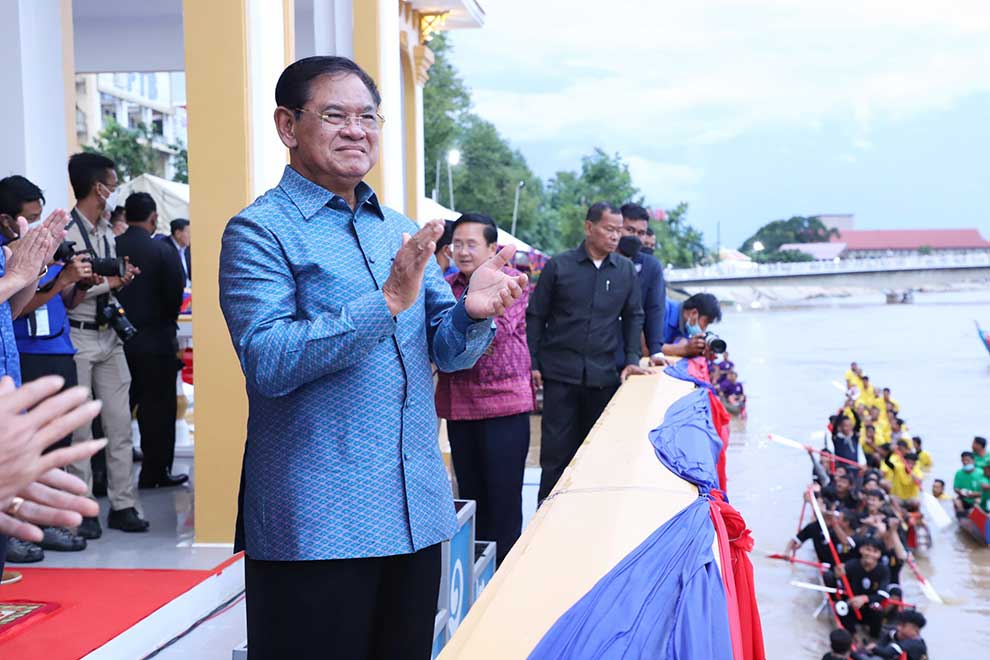 Sar Kheng pushes Battambang to undergo green transformation