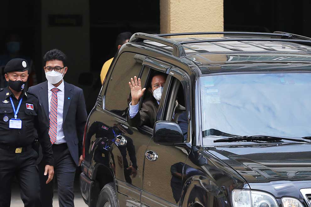 Sokha's defence team renew appeal for foreign witnesses