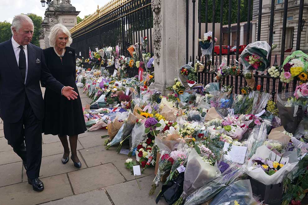Cambodia mourns over UK's Queen Elizabeth II