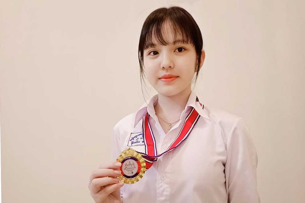 Trio from Cambodia earn gold medals at int'l math olympiad