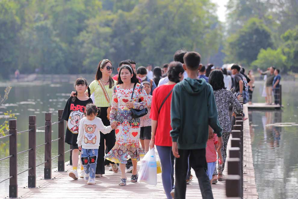 Chinese group tours return to Cambodia starting Feb 6