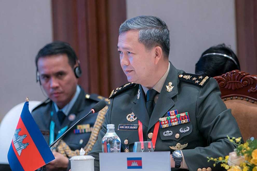 Manet meets ASEAN army reps