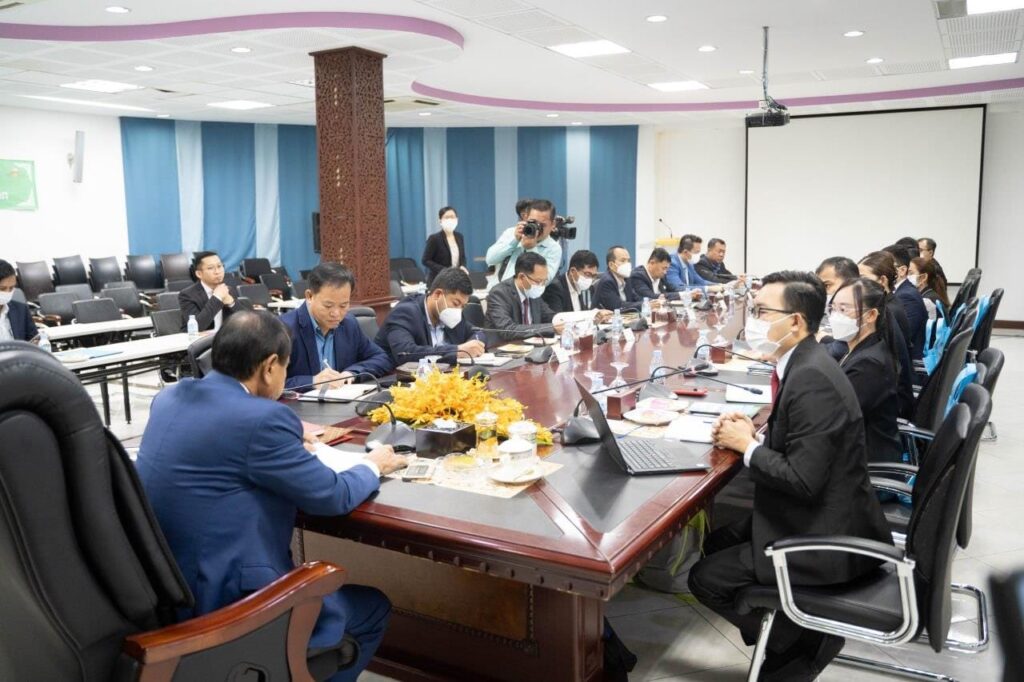 Master's candidates win New Zealand scholarships