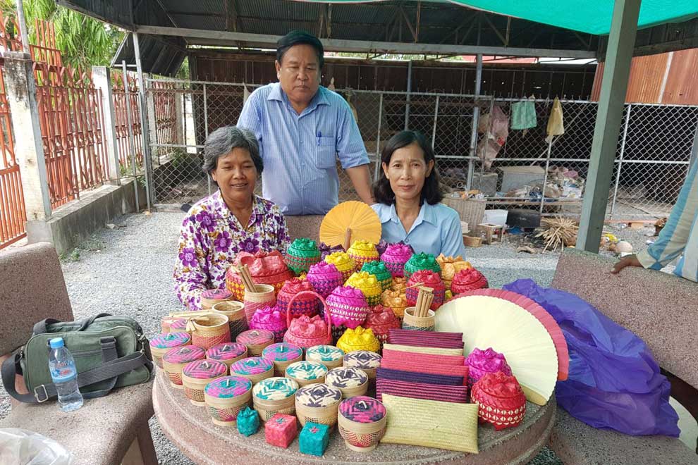 Bamboo straws sprout success in Takeo