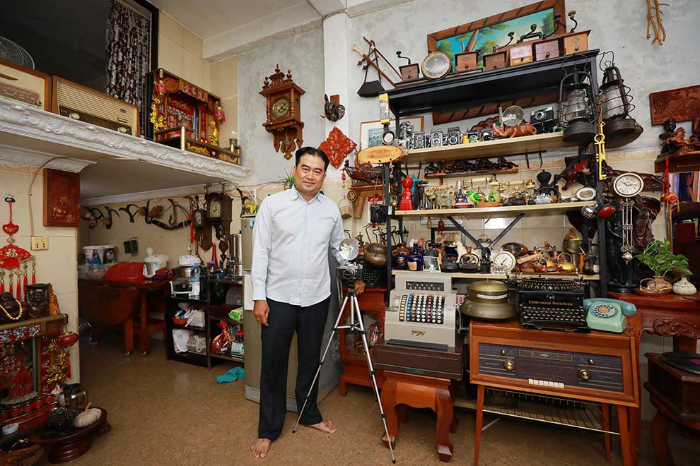 Buying and selling memories pays off