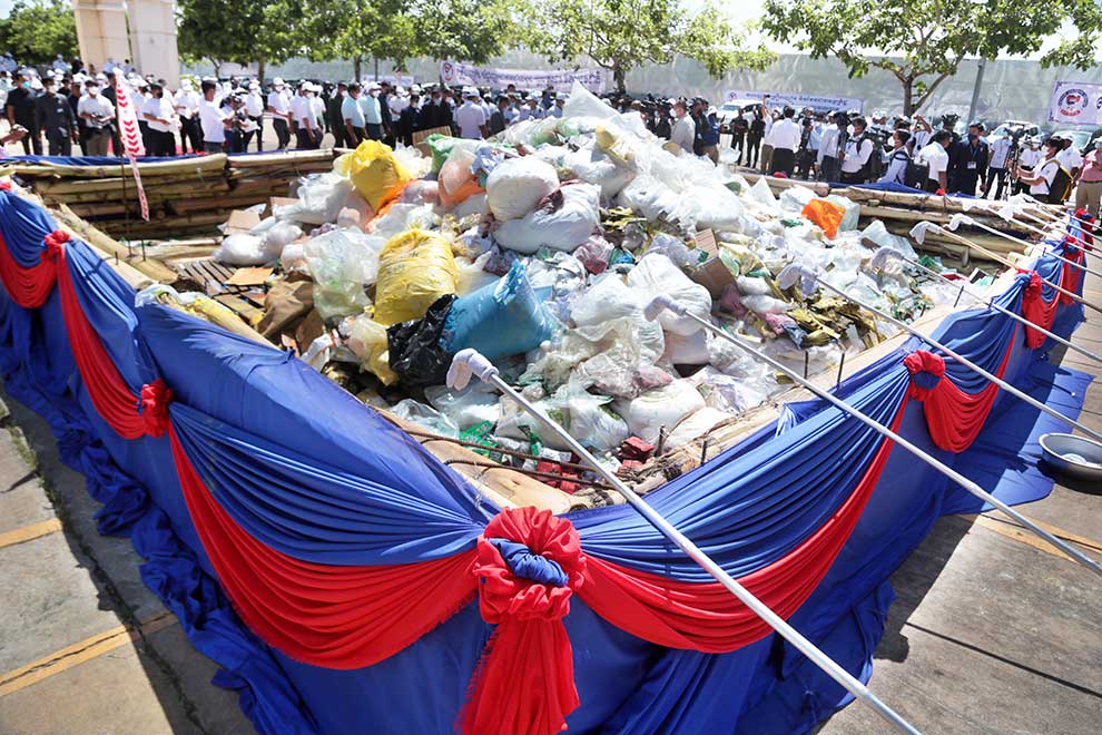 Six tonnes of drugs incinerated