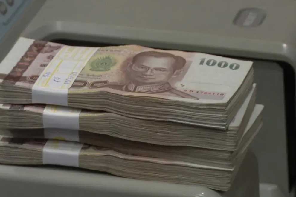 Depreciation of Lao kip impacts people's livelihoods