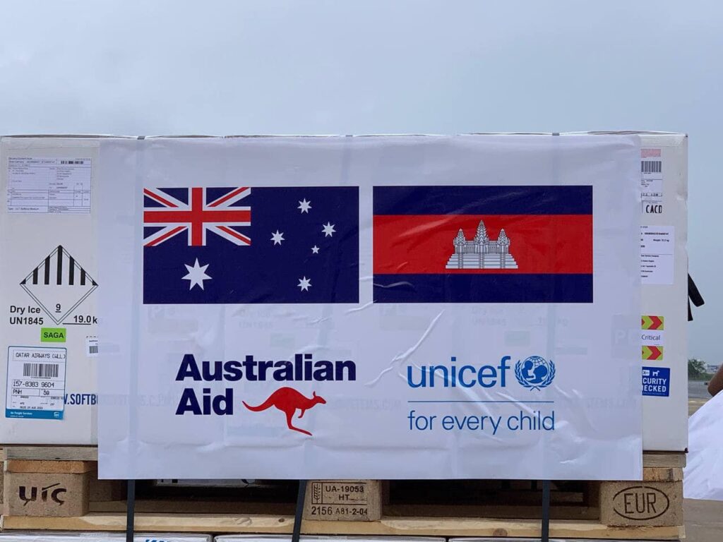 Australian Pfizer vaccine shipment touches down