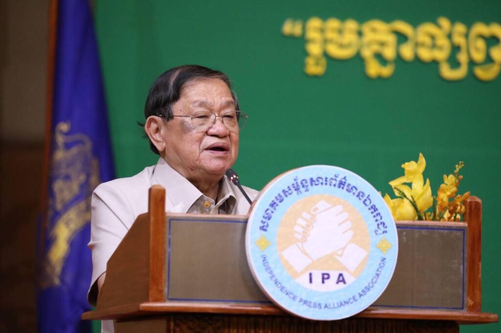 Kanharith warns IPA of threat posed by fake news