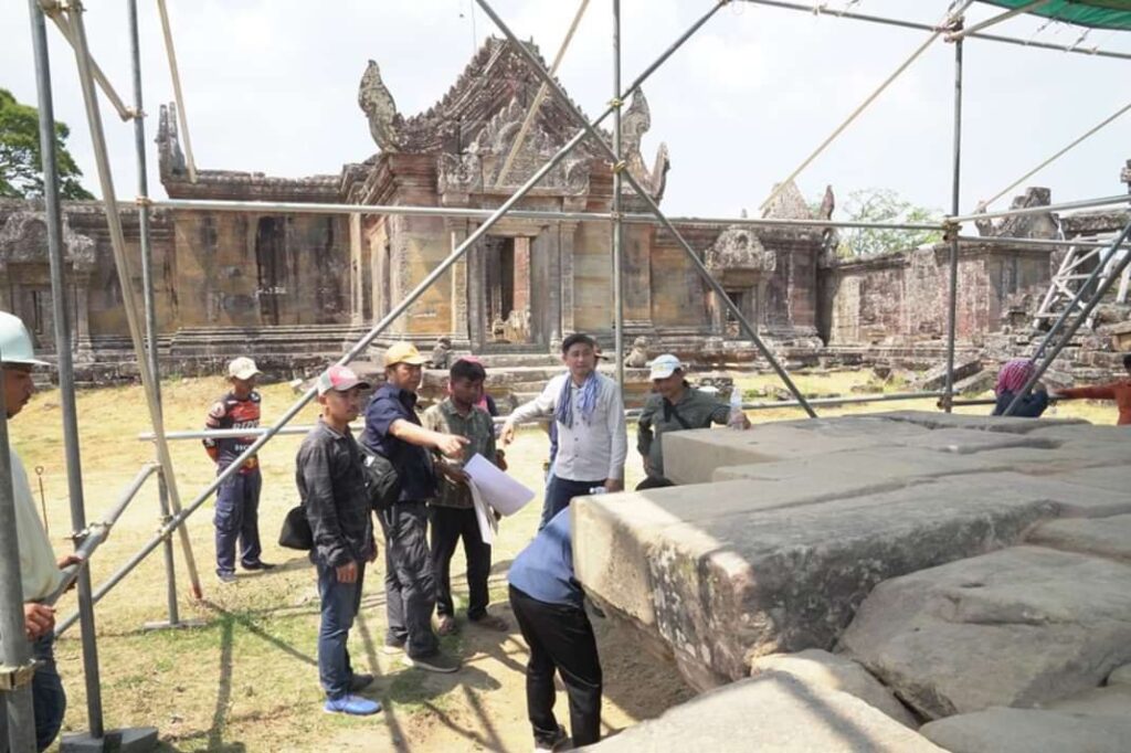 NAPV chief gives thumbs-up to ongoing Preah Vihear temple site work