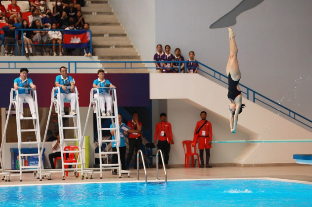 Finswimming last chance for Cambodian gold in the pool
