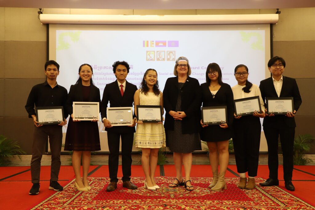 Cambodian Youth spearhead campaigns against bushmeat and littering