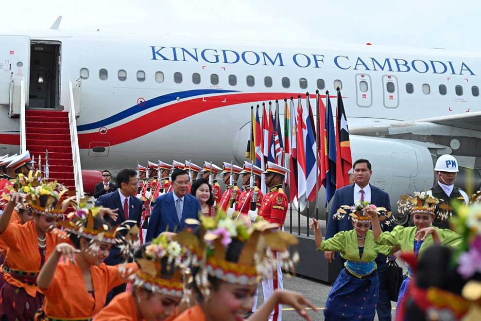 PM touches down for ASEAN Summit