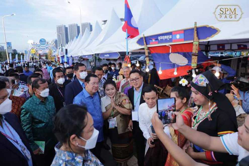 PM urges boost in farmer-tourism ties