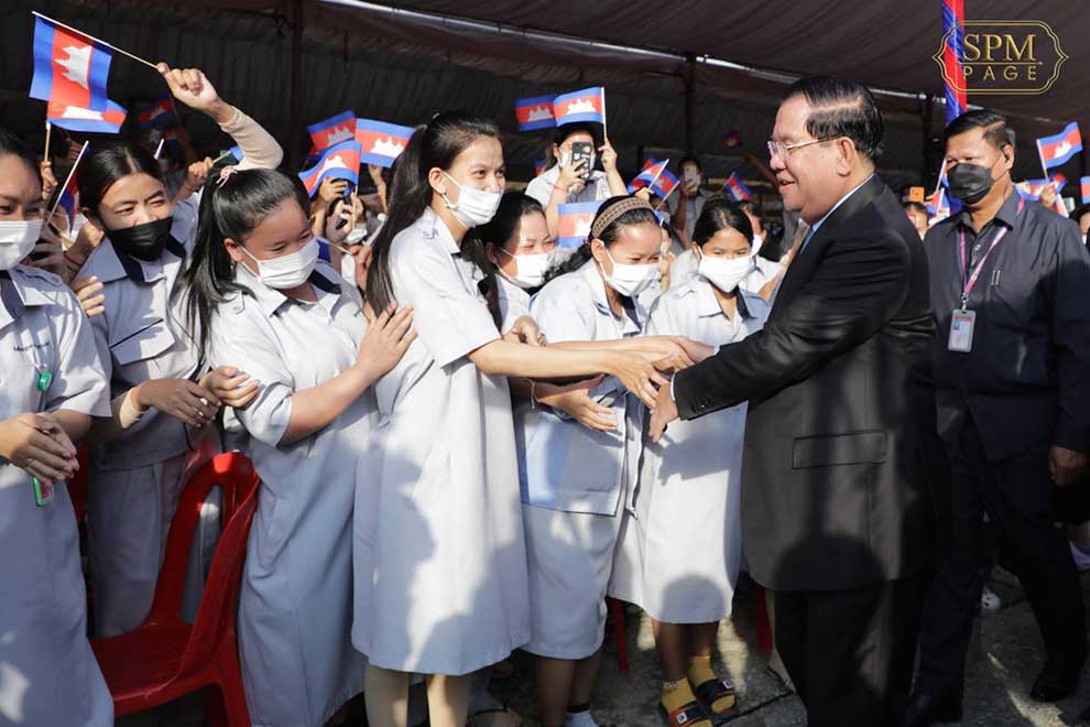 Hun Sen offers invitation to Japanese investors post-CSP